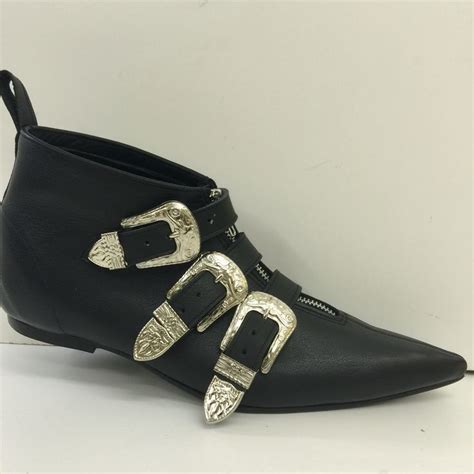 gucci leprchan boots